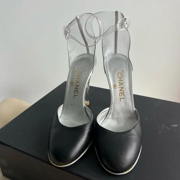Chanel Lucite Heels 7.5 RARE - Picture 6 of 6